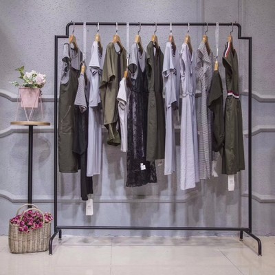 深圳外贸尾货服装批发市场指南与迪思兰柏品牌进货攻略